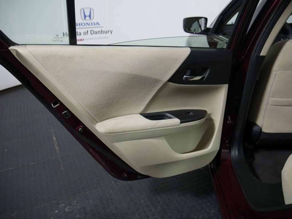 Used 2013 Honda Accord LX image 12