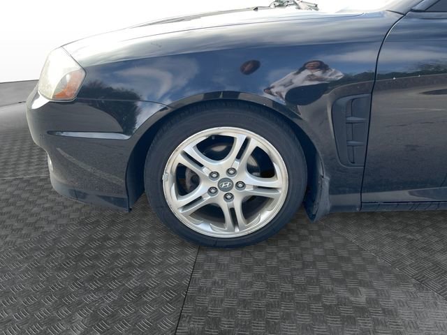 Used 2005 Hyundai Tiburon SE FWD image 9