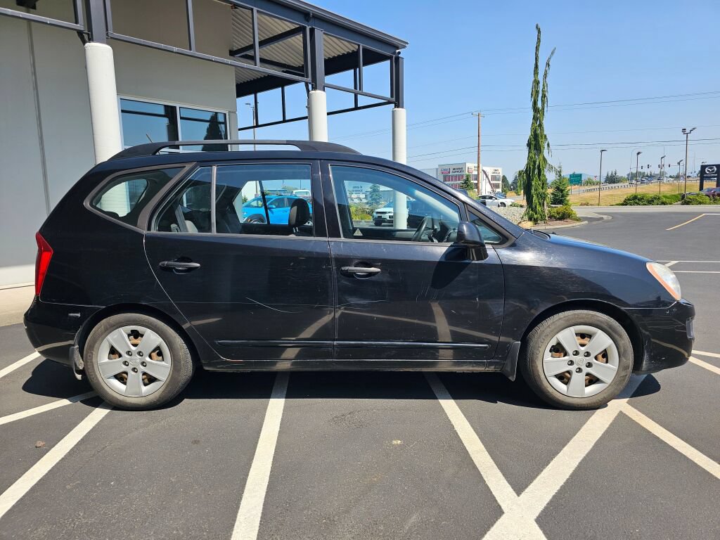 Used 2009 Kia Rondo LX FWD image 6