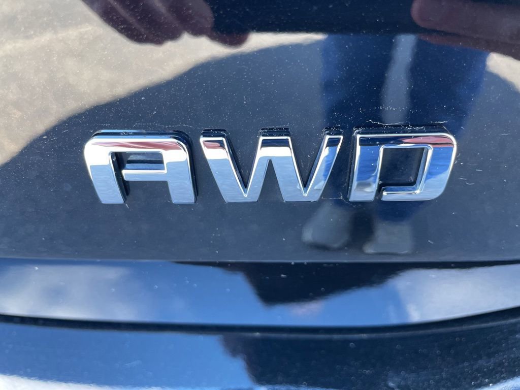 Used 2023 Chevrolet Equinox LS image 8