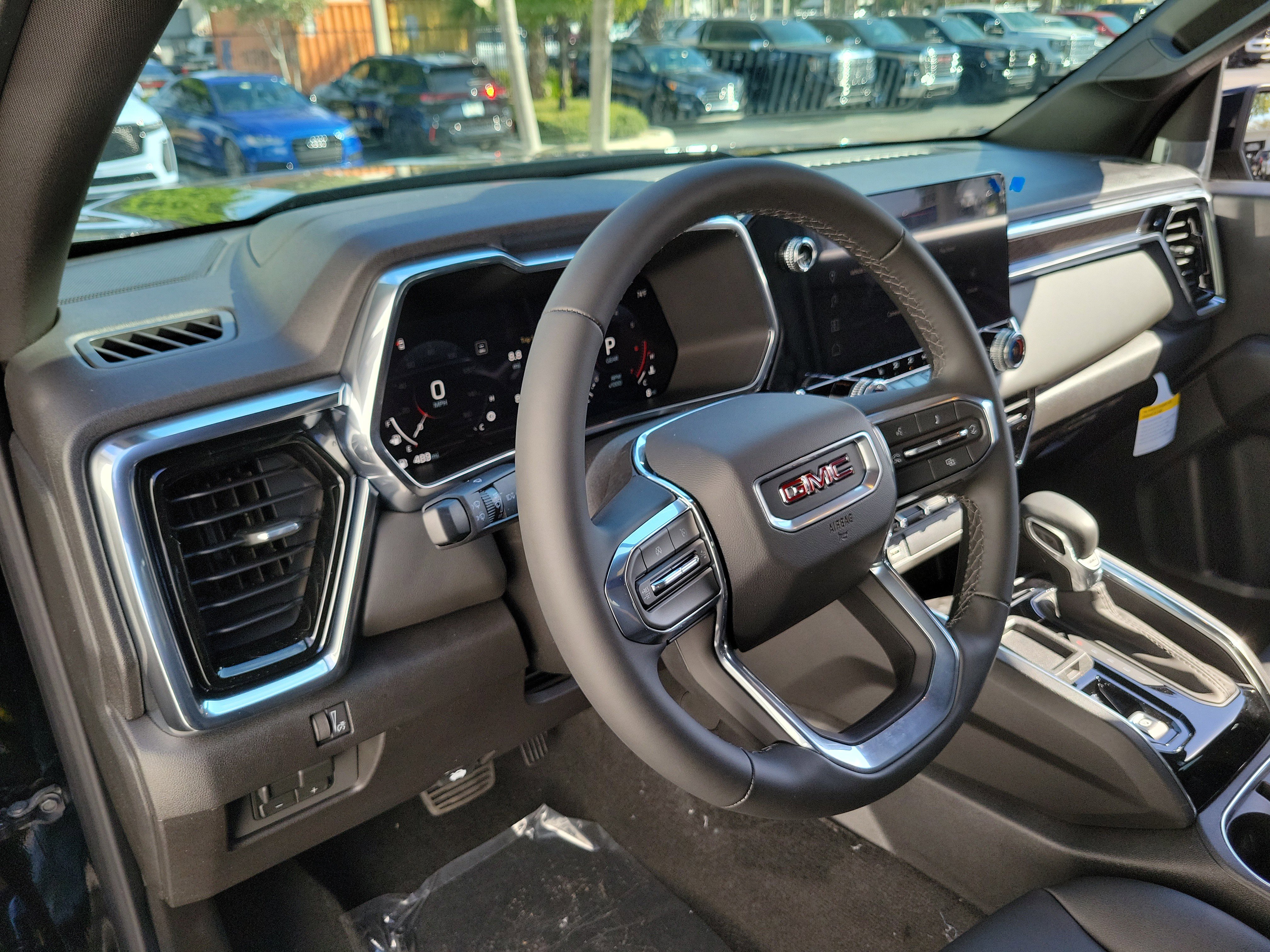 New 2026 GMC Canyon Elevation w/ Convenience Package image 19