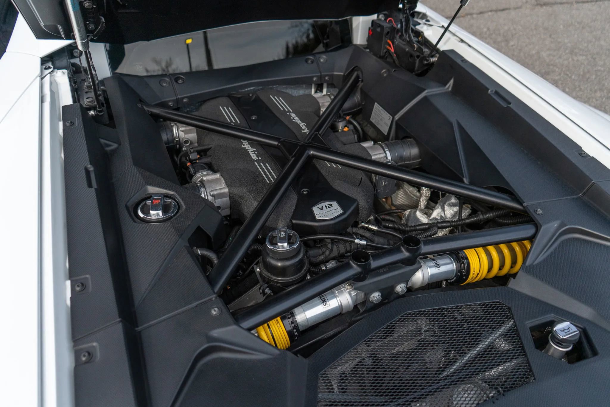 Used 2017 Lamborghini Aventador LP 700-4 image 43