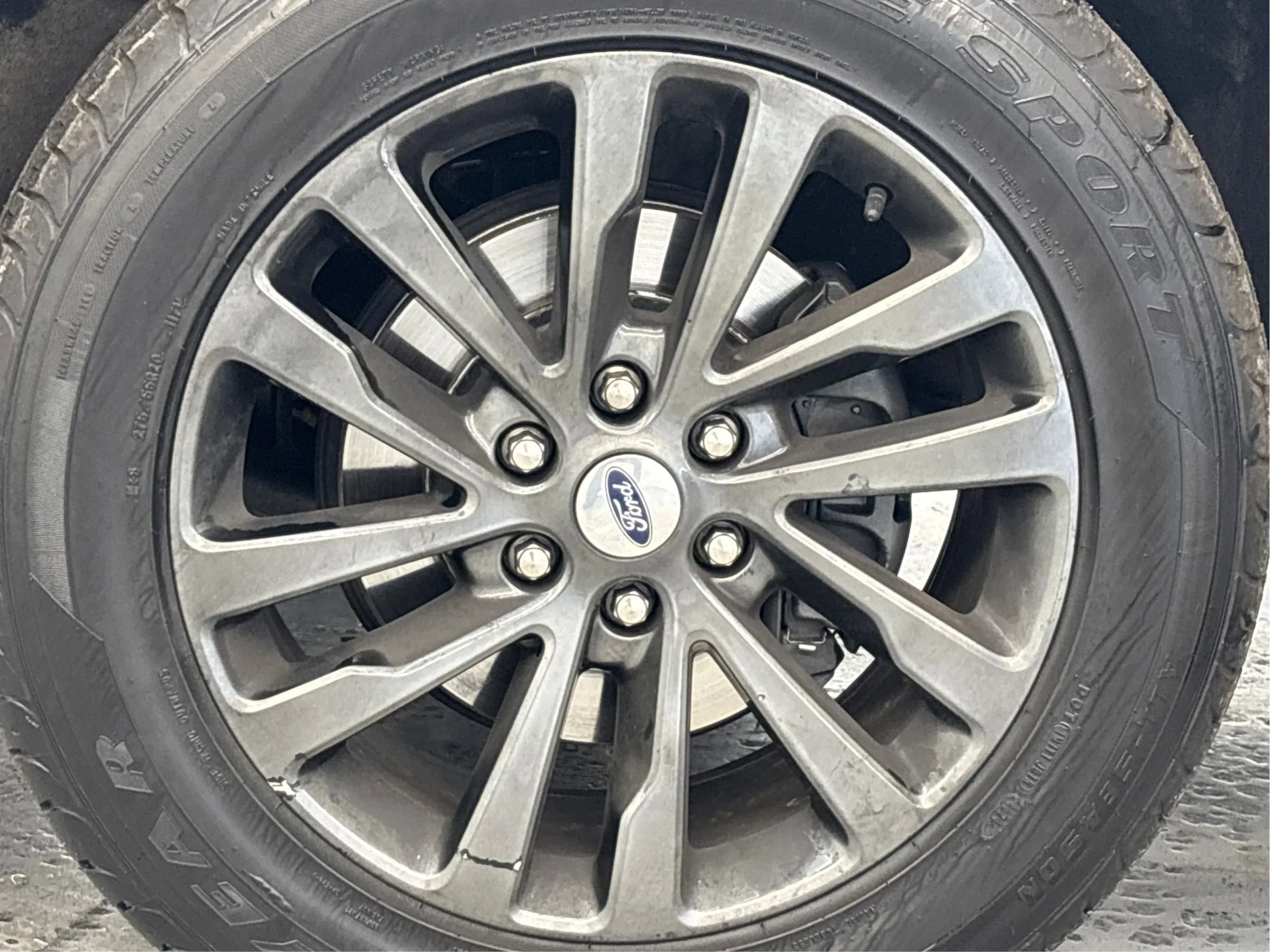 Used 2021 Ford Expedition Max Limited image 32