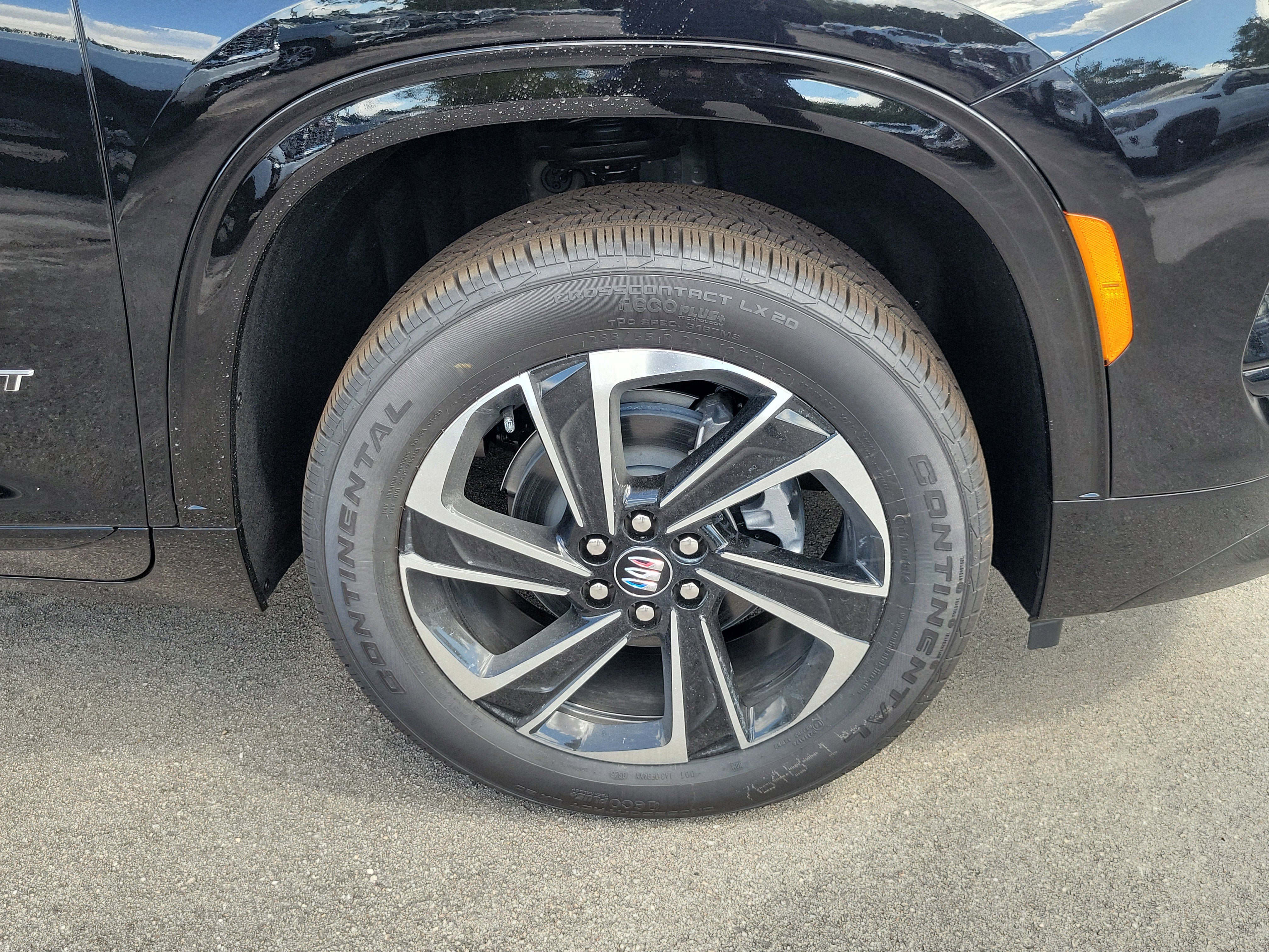 New 2026 Buick Enclave Sport Touring w/ Power Package FWD image 4