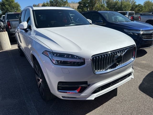 Used 2023 Volvo XC90 B6 Ultimate image 32