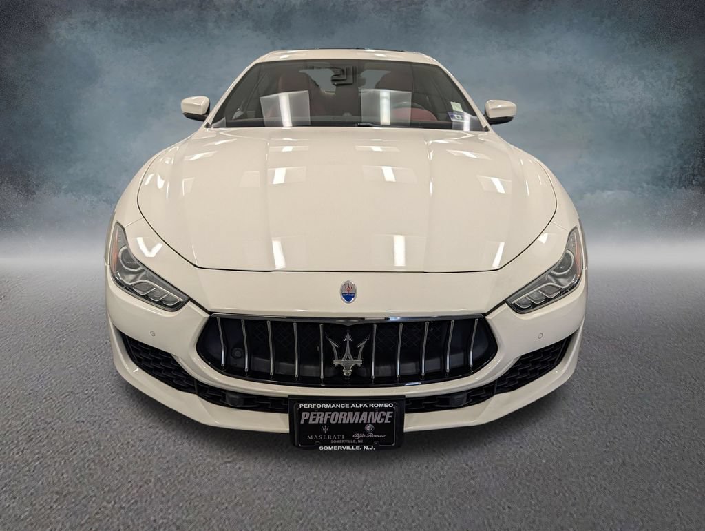 Used 2019 Maserati Ghibli S Q4 AWD/4WD image 2