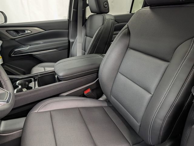 New 2026 Chevrolet Traverse LT w/ Sun and Wheel Package AWD/4WD image 10