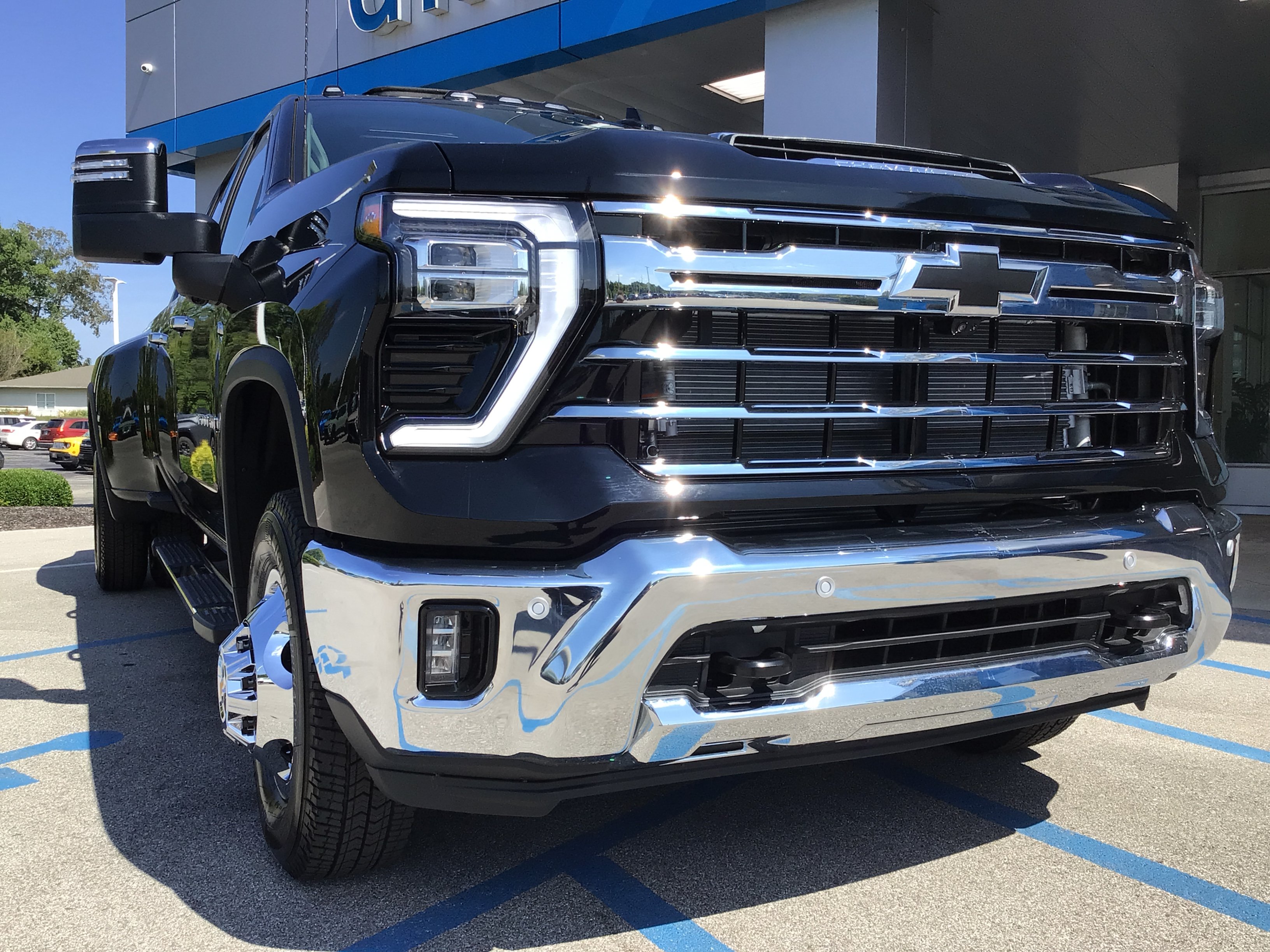 New 2026 Chevrolet Silverado 3500 LTZ w/ LTZ Convenience Package AWD/4WD image 84