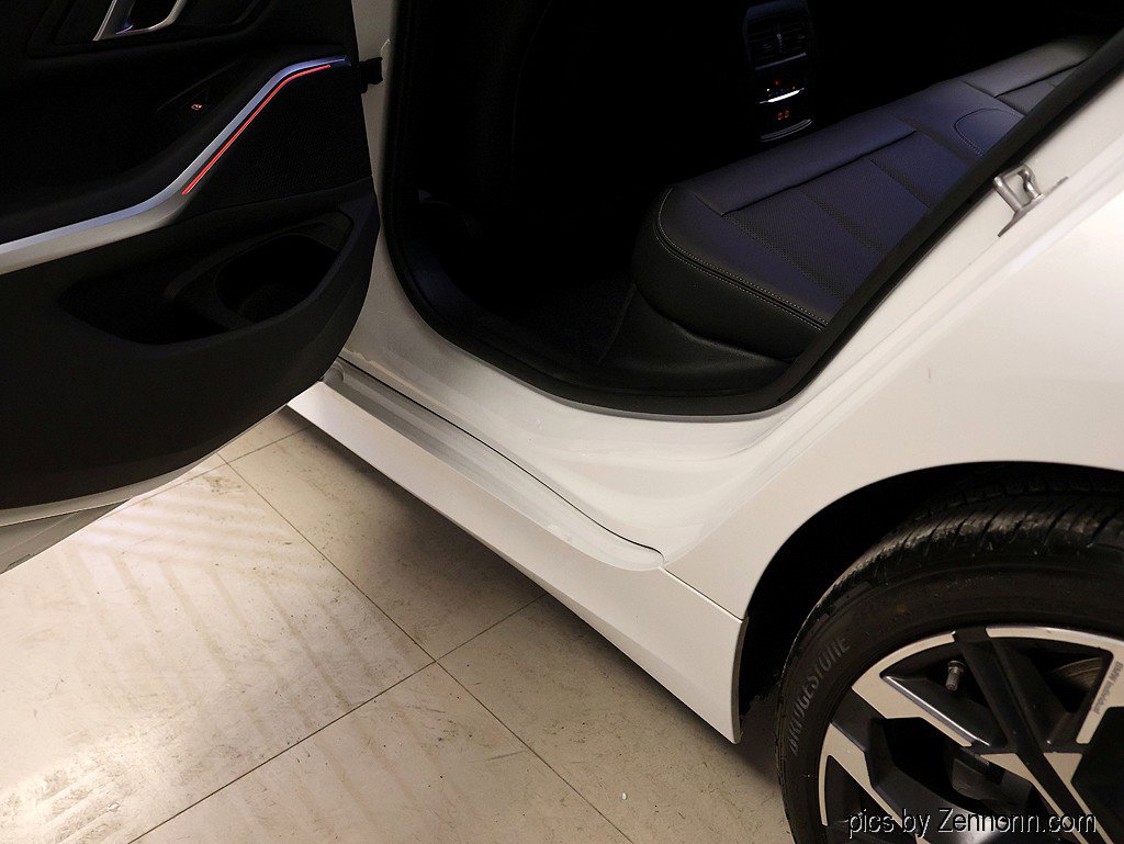 Certified 2025 BMW 330i xDrive Sedan image 29