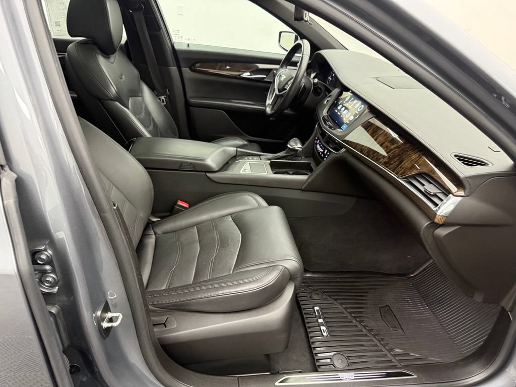 Used 2018 Cadillac CT6 Luxury w/ Active Chassis Package AWD/4WD image 41