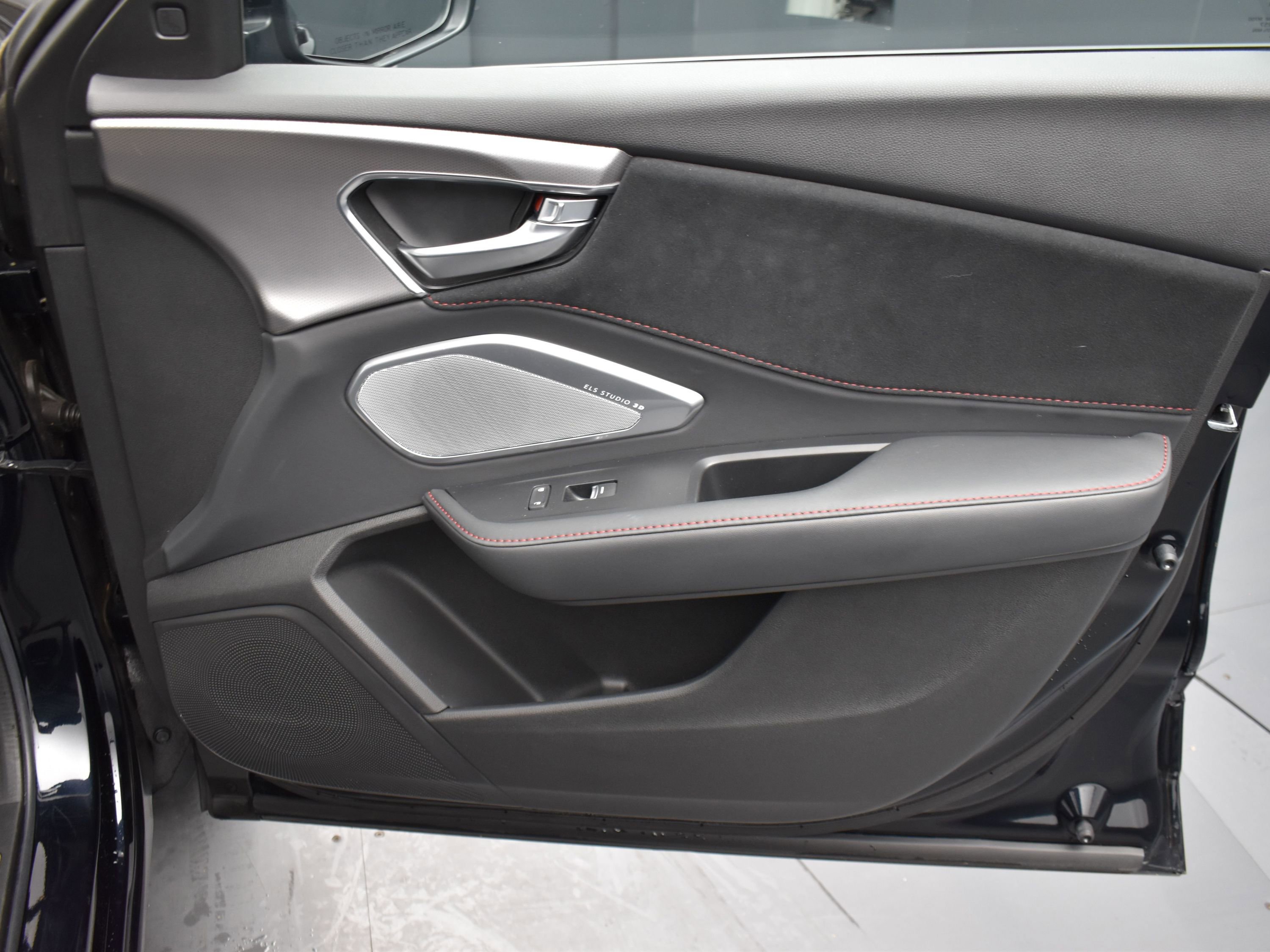 Used 2023 Acura RDX A-Spec image 6