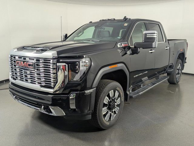 Used 2024 GMC Sierra 3500 Denali w/ Denali Reserve Package AWD/4WD image 4