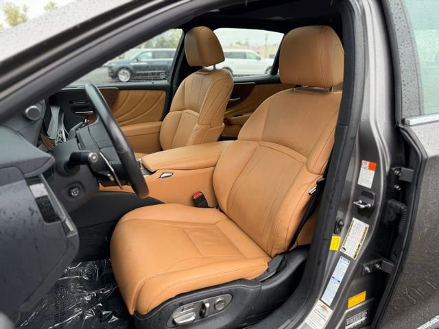 Used 2021 Lexus LS 500 AWD w/ Accessory Package (Z2) image 16