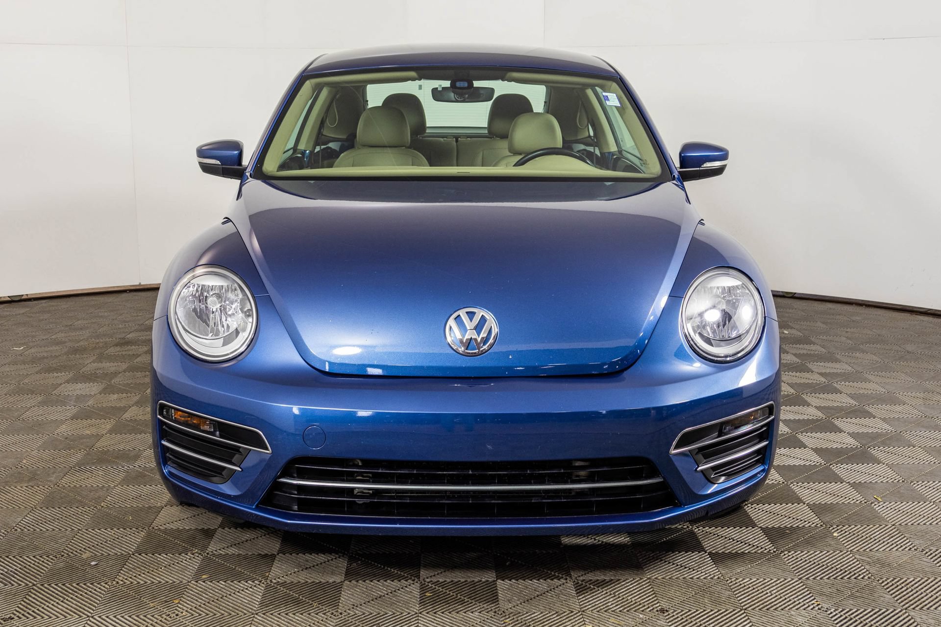 Used 2017 Volkswagen Beetle 1.8T SE FWD image 10