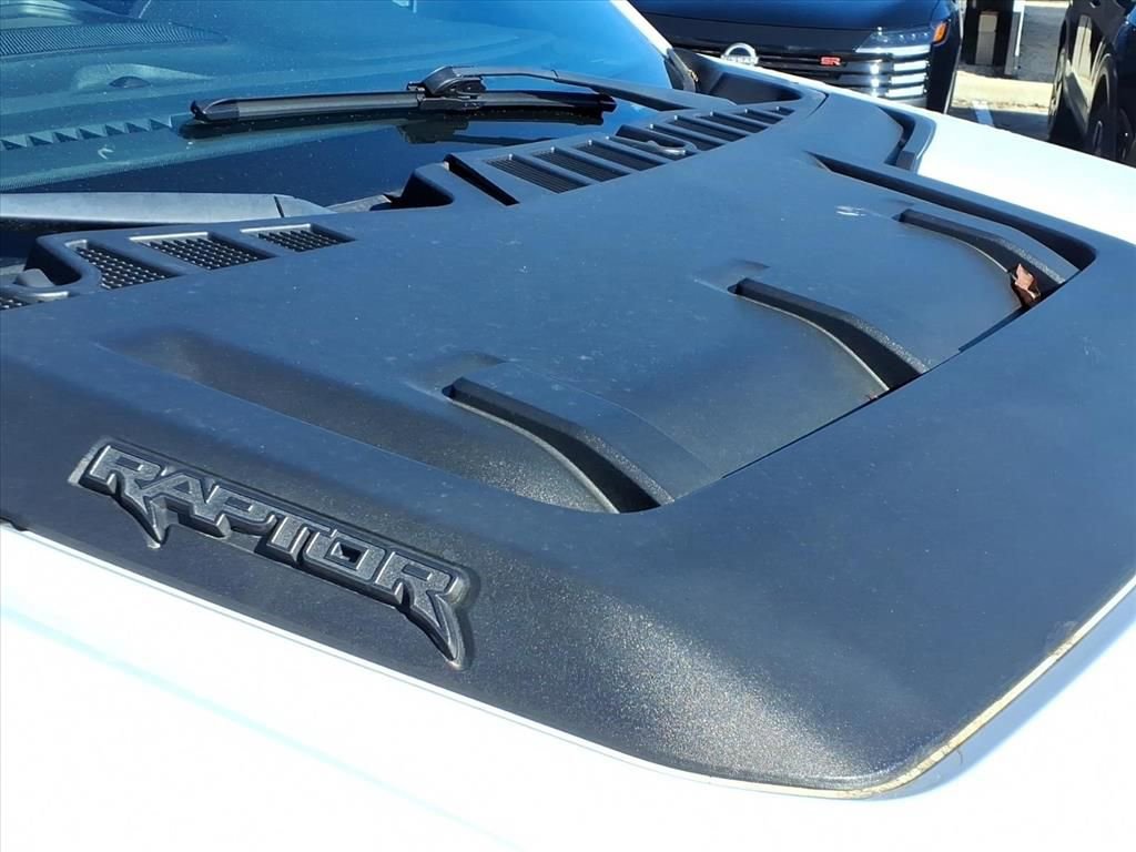Used 2023 Ford F150 Raptor w/ Raptor Carbon Fiber Package image 10