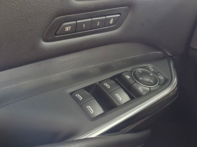 Used 2024 Cadillac XT4 Premium Luxury image 38