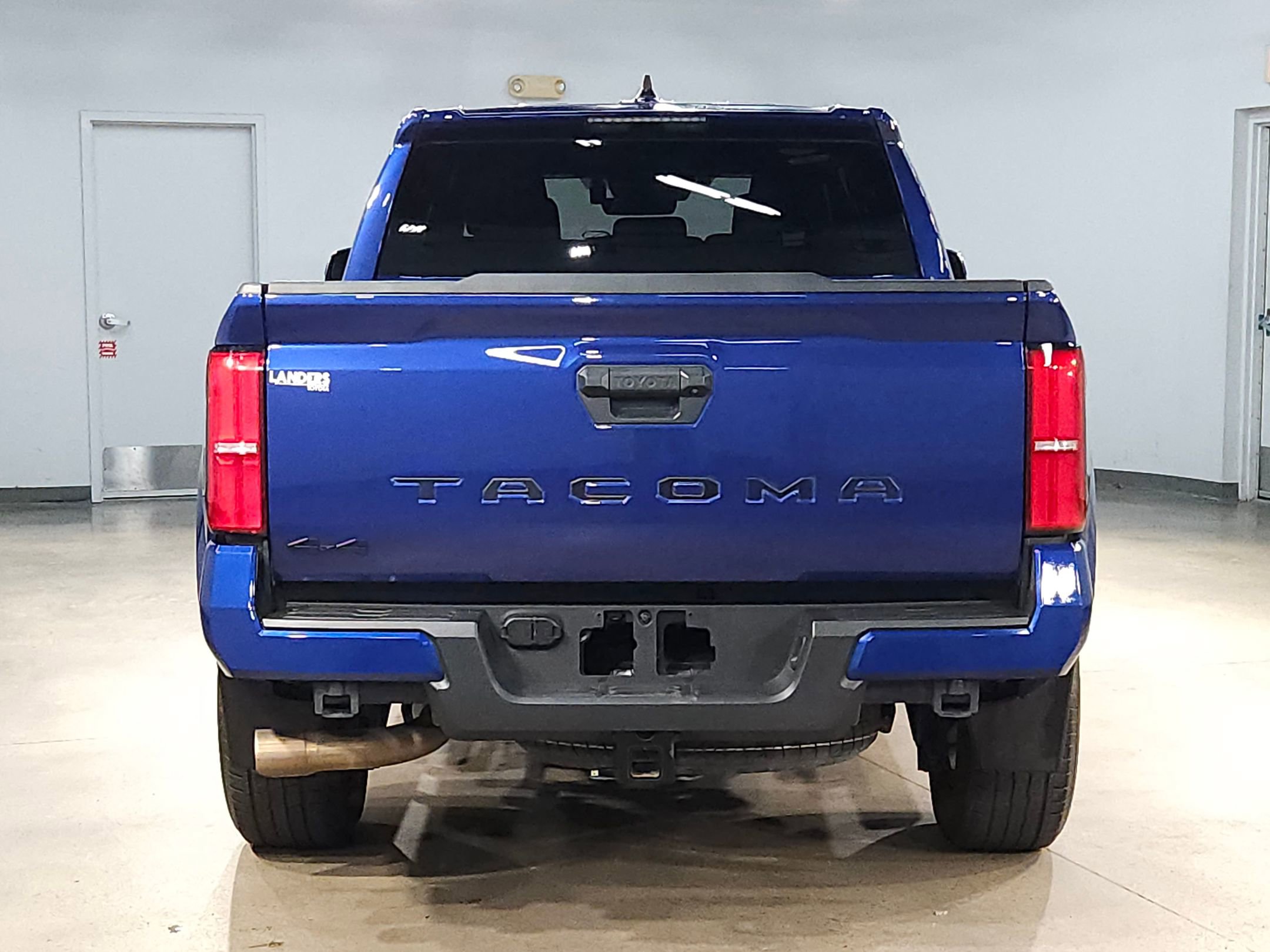 Used 2024 Toyota Tacoma TRD Sport image 6