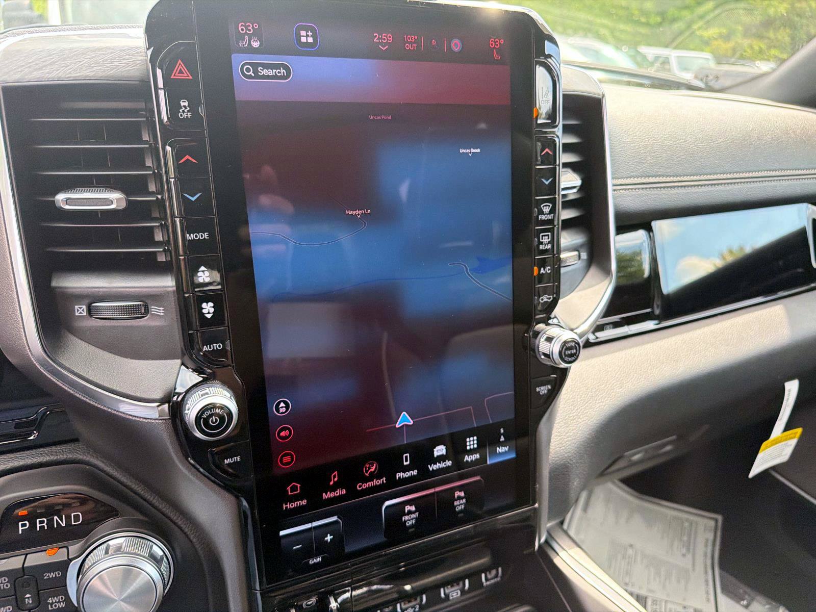 New 2026 RAM 1500 Laramie AWD/4WD image 19