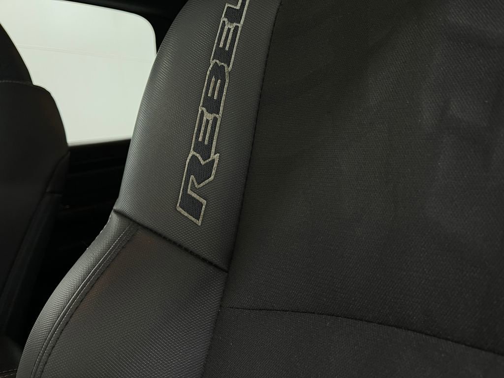 Used 2018 RAM 1500 Rebel w/ Luxury Group image 18