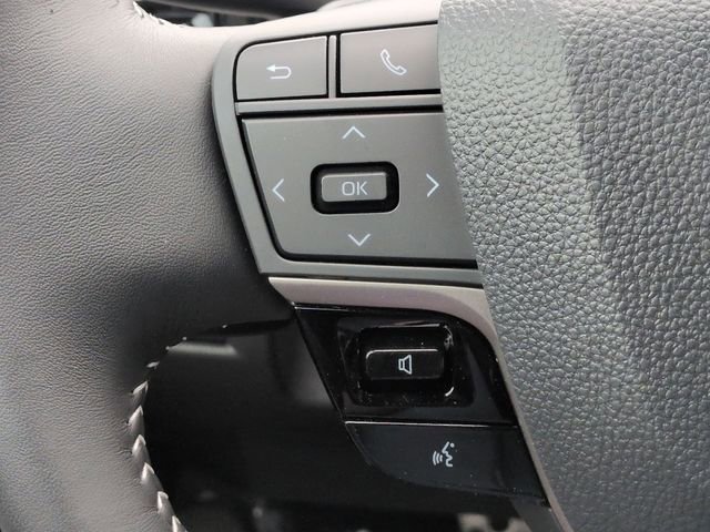 Certified 2026 Toyota Camry SE w/ Convenience Package image 15