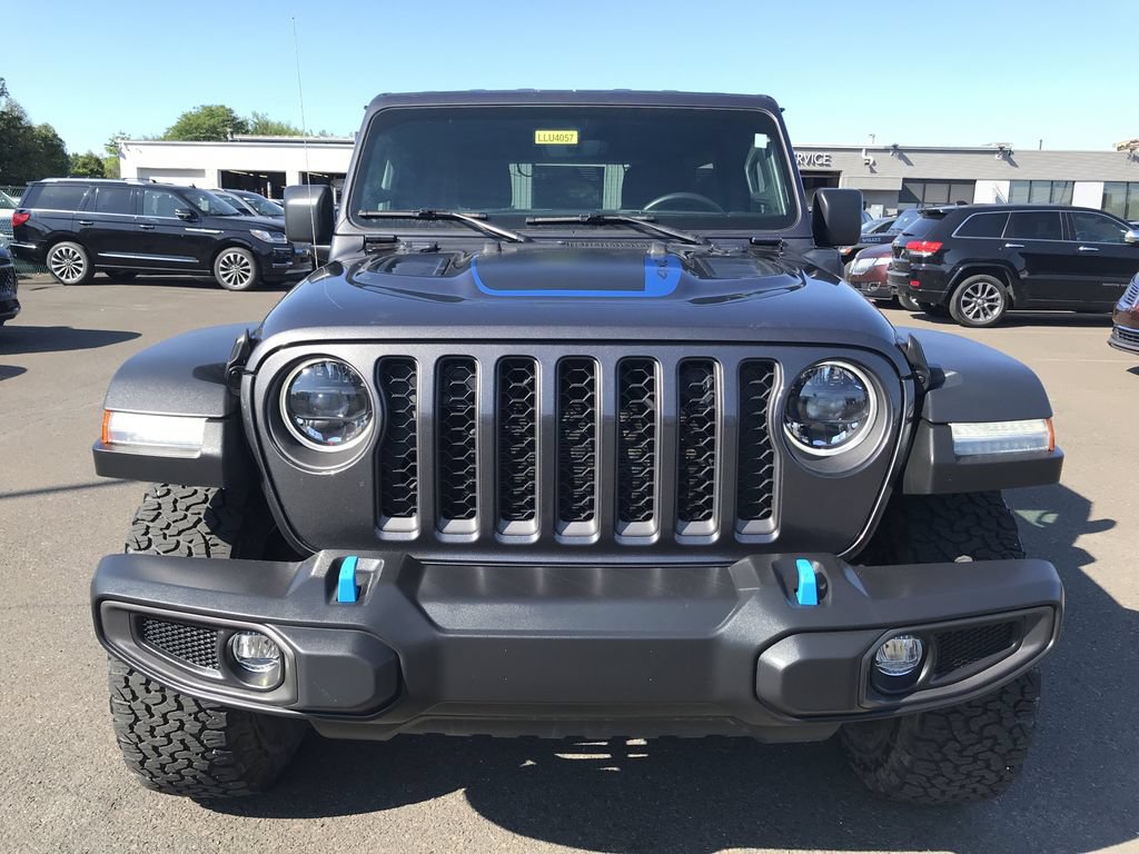 Used 2023 Jeep Wrangler Unlimited Rubicon 4xe w/ Cold Weather Group AWD/4WD image 9