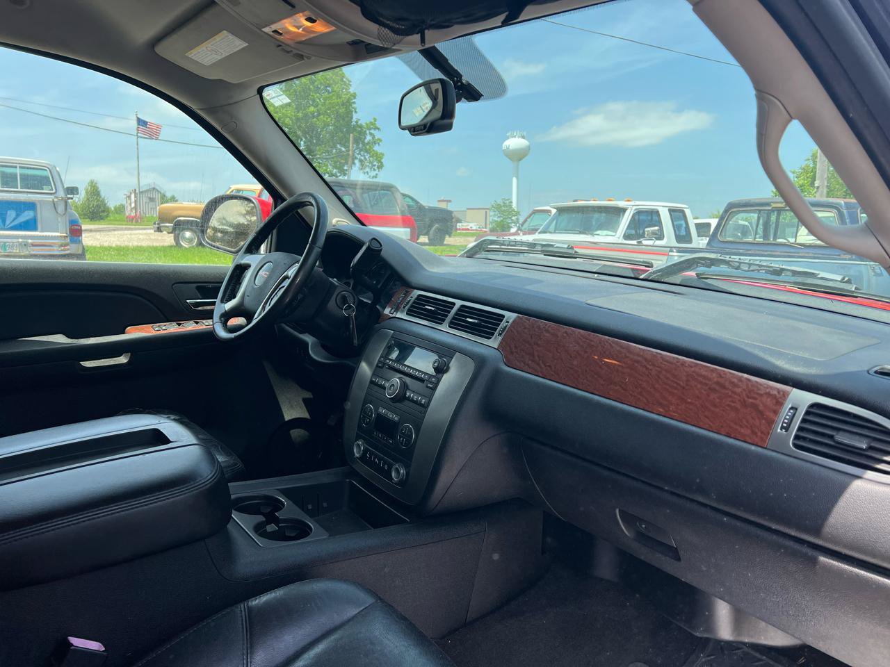 Used 2007 GMC Sierra 2500 SLT w/ Convenience Package AWD/4WD image 12