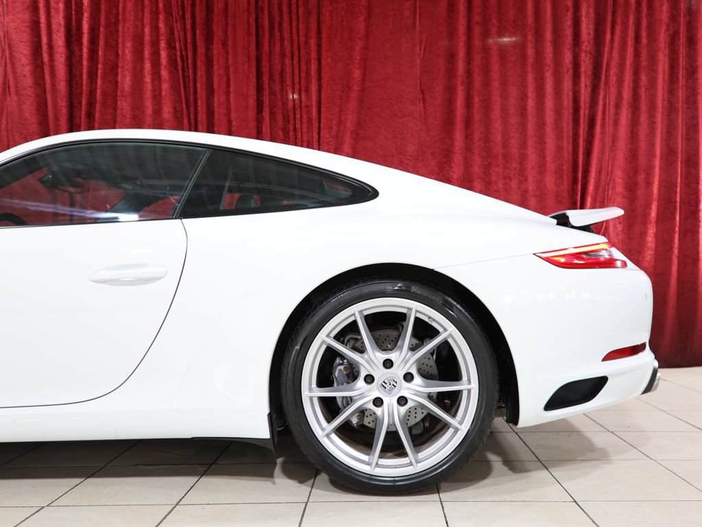 Used 2017 Porsche 911 Carrera RWD image 6