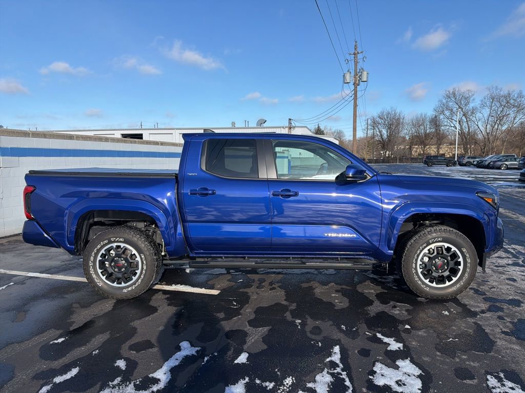 Used 2025 Toyota Tacoma SR5 image 6