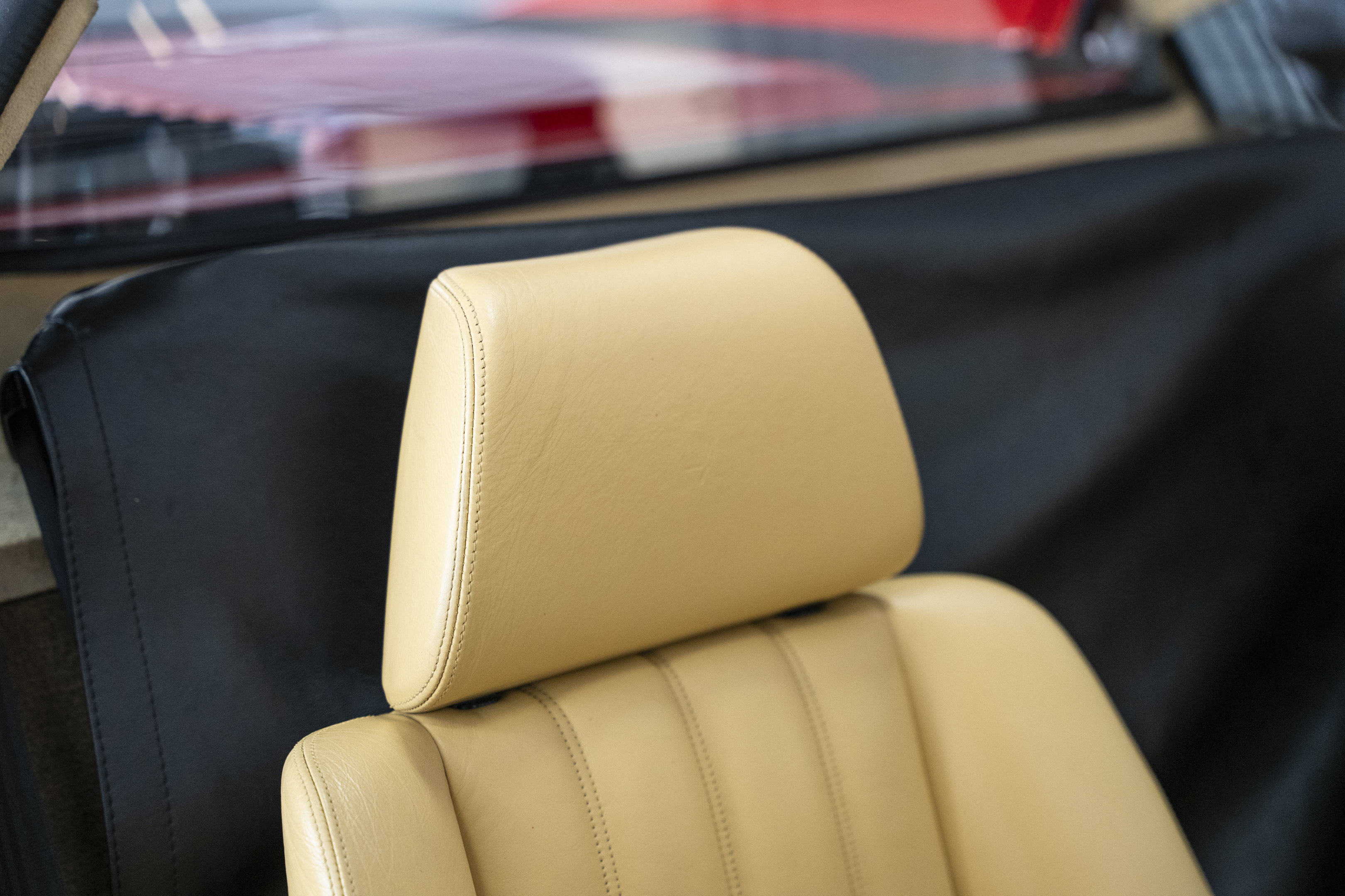 Used 1988 Ferrari 328 GTS RWD image 36