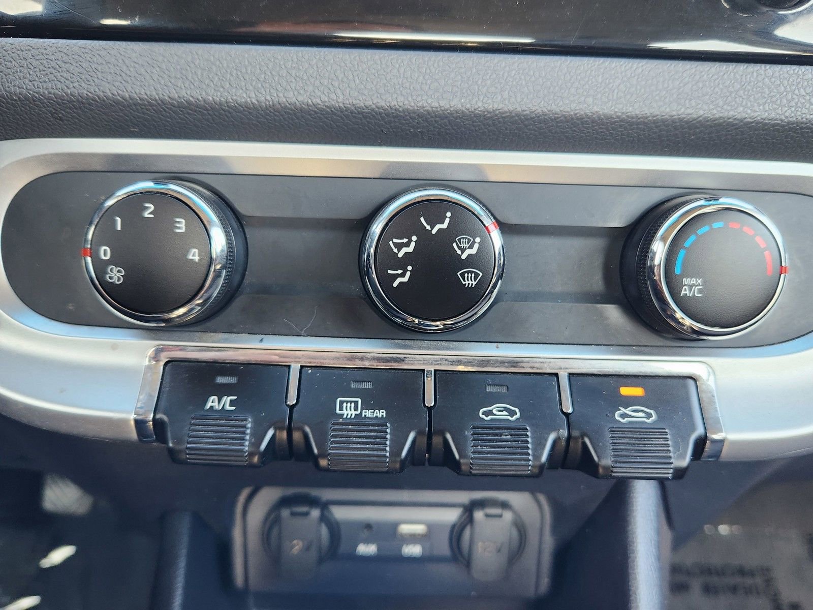 Used 2017 Kia Rio LX image 18