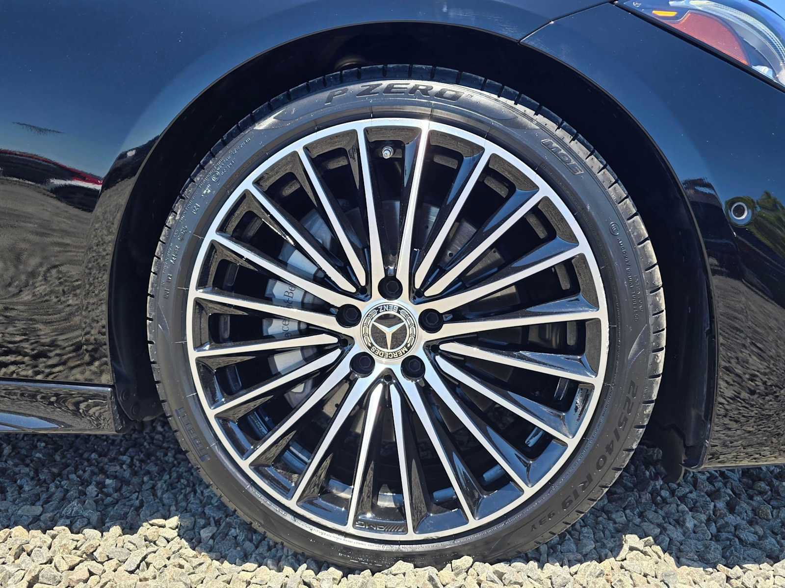 Used 2024 Mercedes-Benz C 300 Sedan image 9