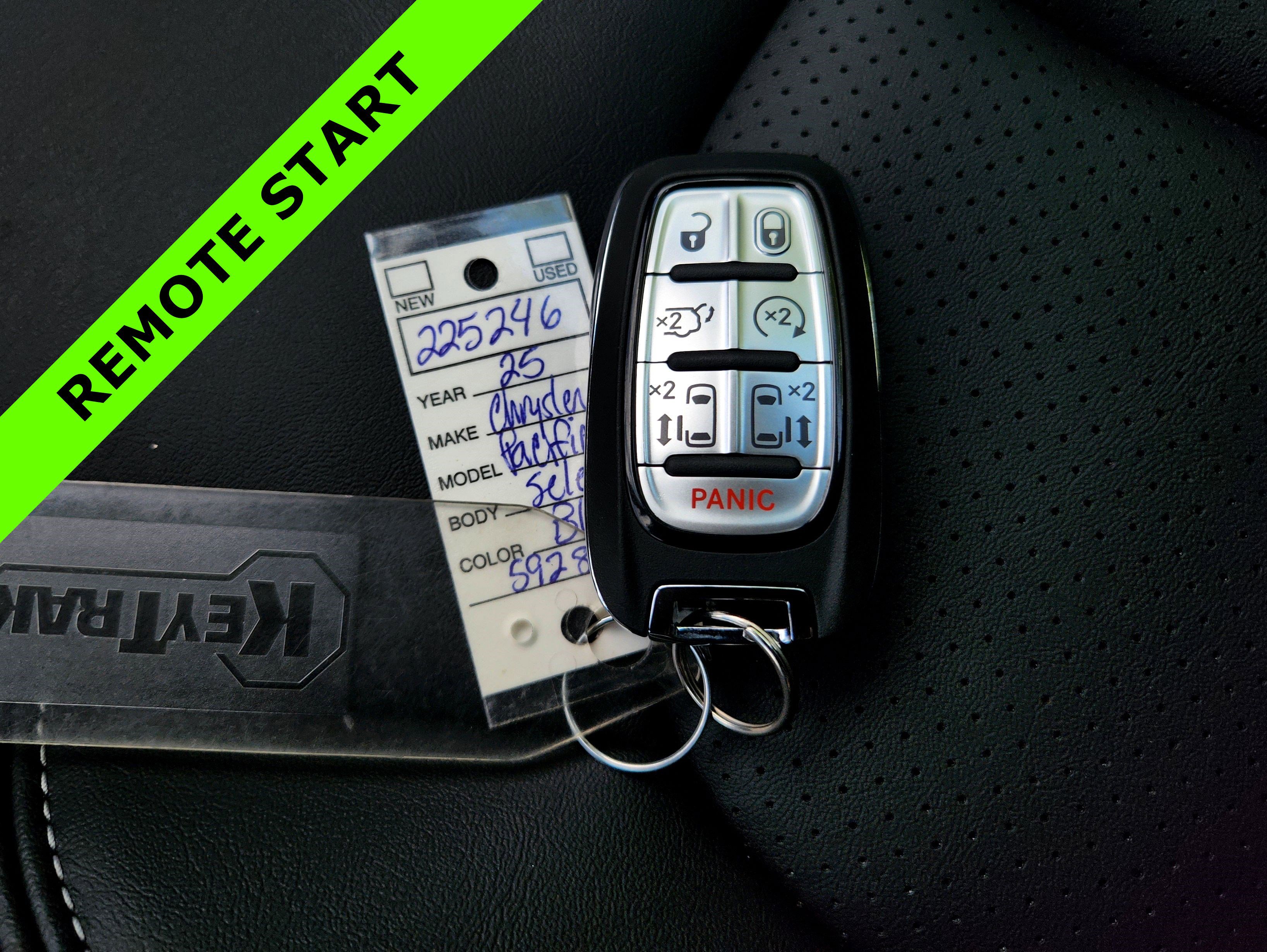 New 2025 Chrysler Pacifica Select w/ Uconnect Theater Family Group image 32