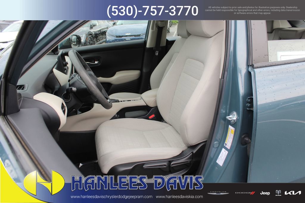 Used 2023 Honda HR-V LX image 12