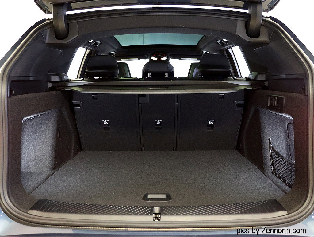 Used 2025 BMW X3 xDrive30i w/ Premium Package image 28