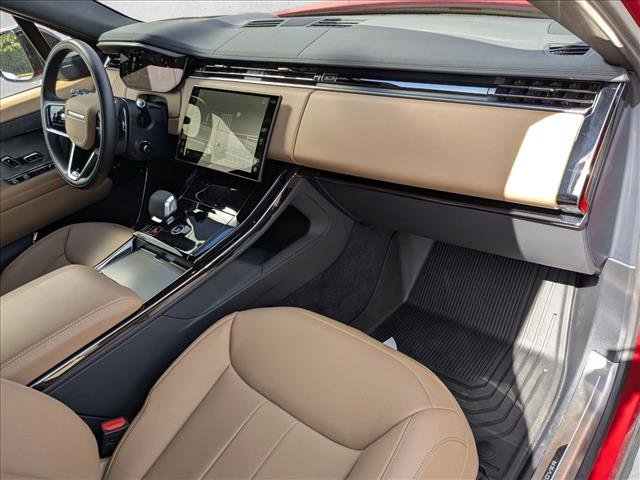 Certified 2025 Land Rover Range Rover Sport SE image 24