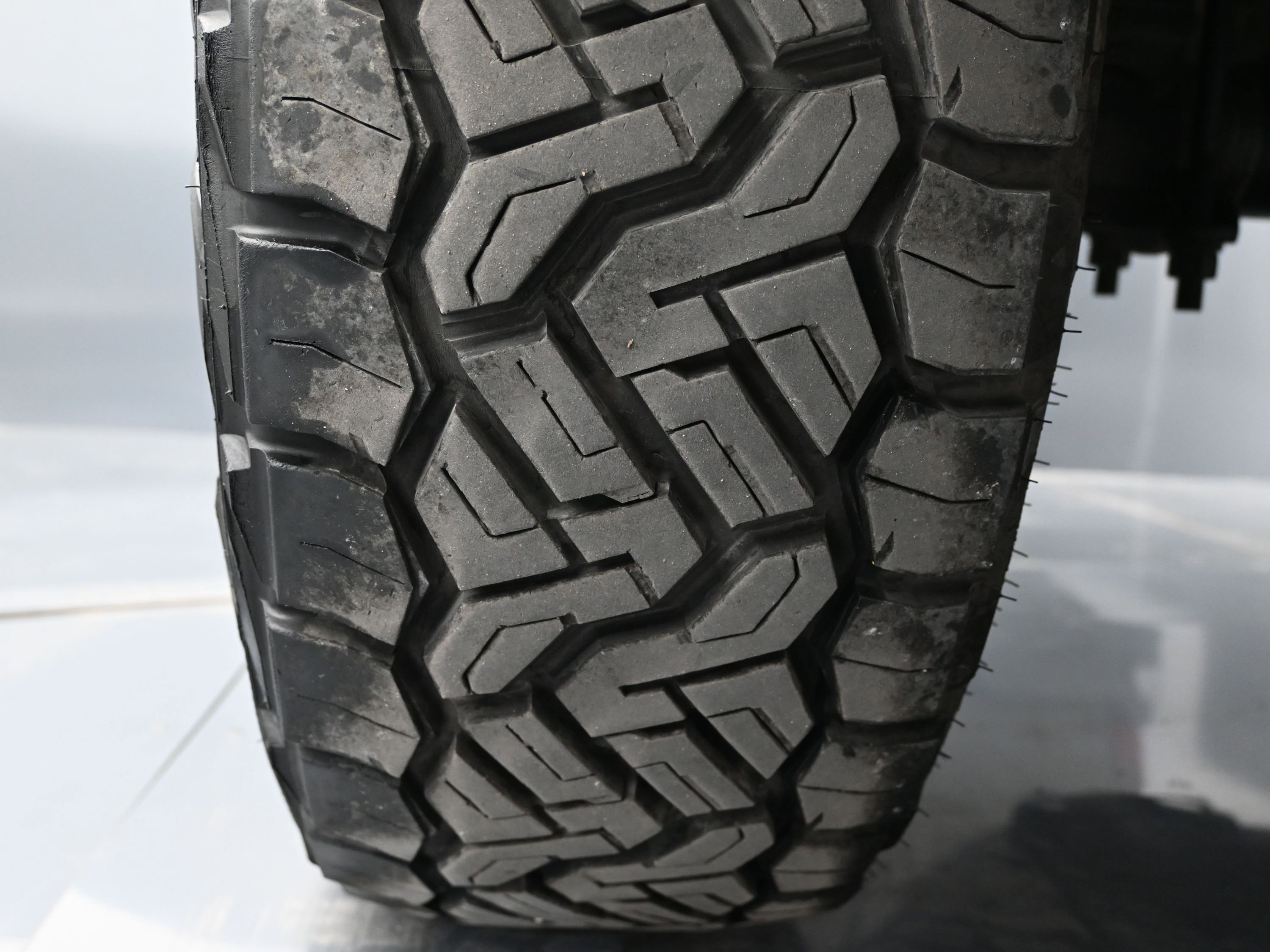 Used 2024 Ford F250 Lariat w/ Sport Appearance Package image 19