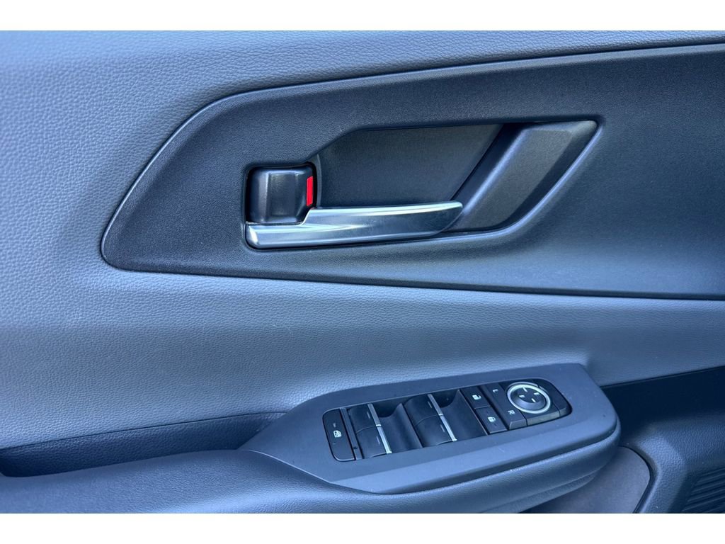 Used 2024 Toyota Prius XLE image 11