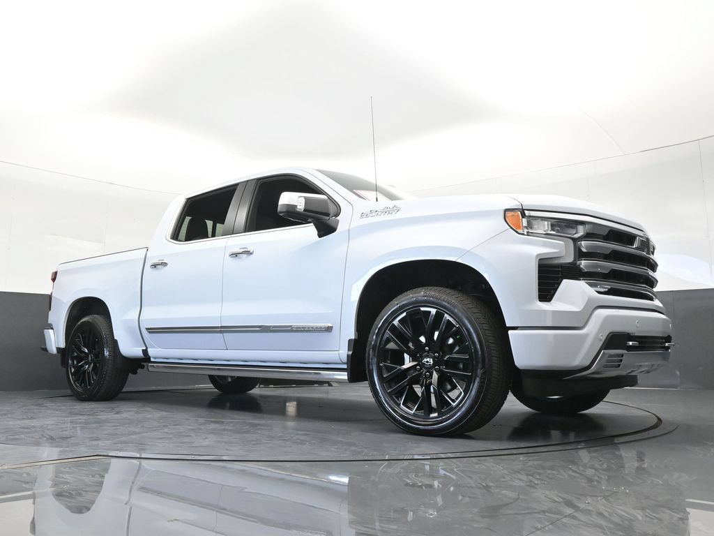 Used 2026 Chevrolet Silverado 1500 High Country w/ Technology Package AWD/4WD image 79