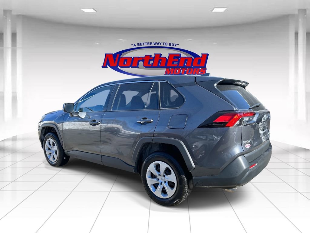 Used 2024 Toyota RAV4 LE image 5