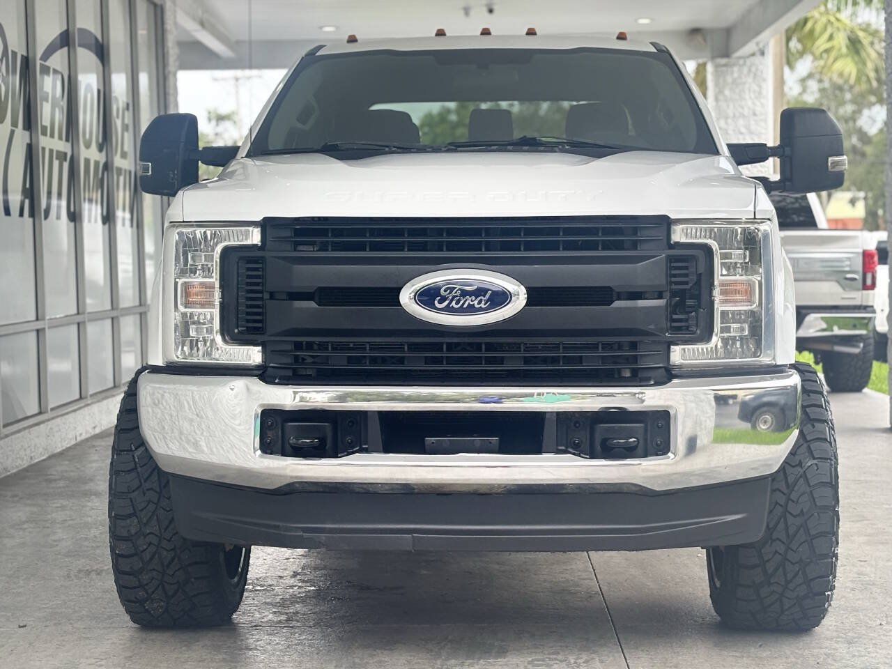 Used 2019 Ford F250 XL w/ Power Equipment Group AWD/4WD image 11