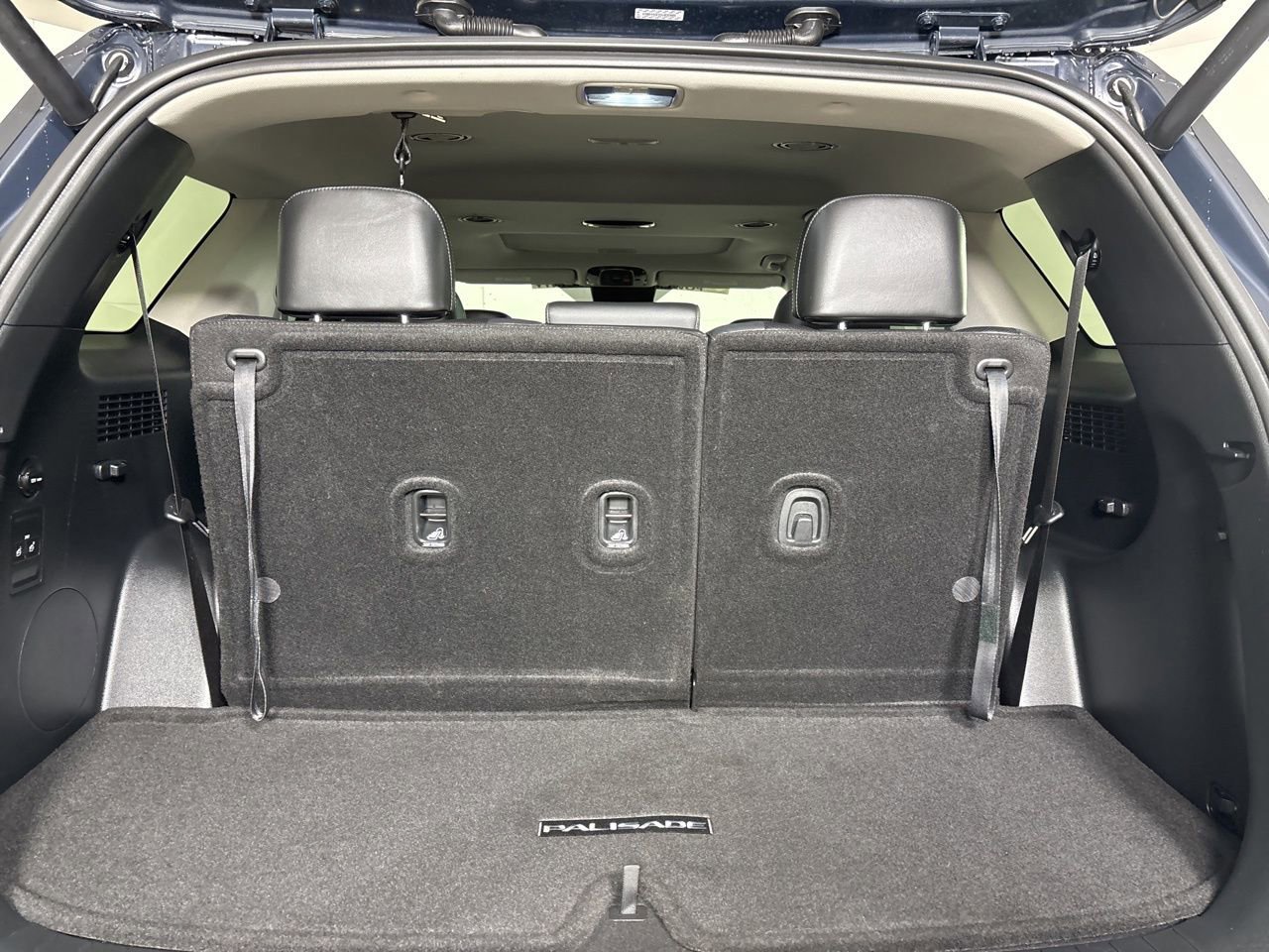 Used 2025 Hyundai Palisade SEL image 25