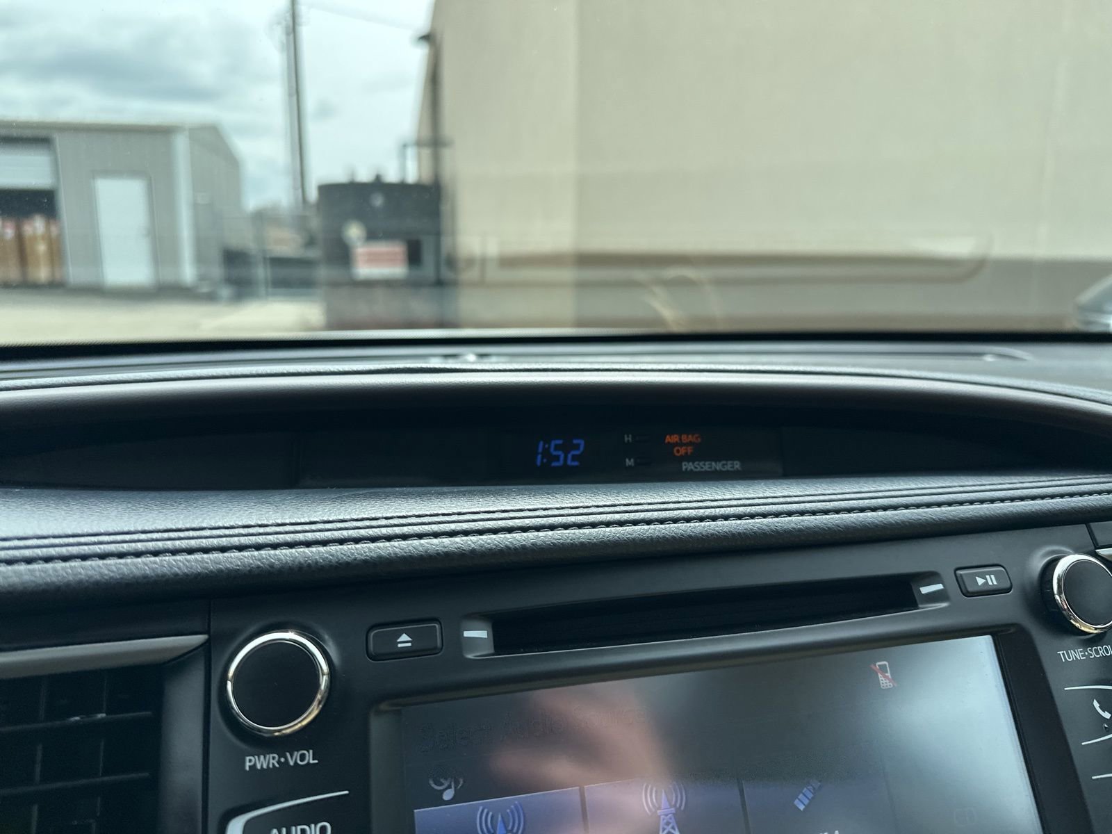 Used 2019 Toyota Highlander XLE AWD/4WD image 53