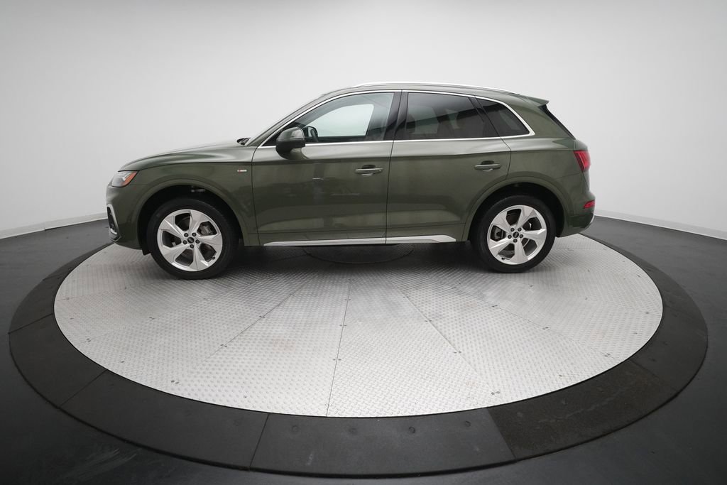 Used 2023 Audi Q5 2.0T Prestige w/ Prestige Package image 7