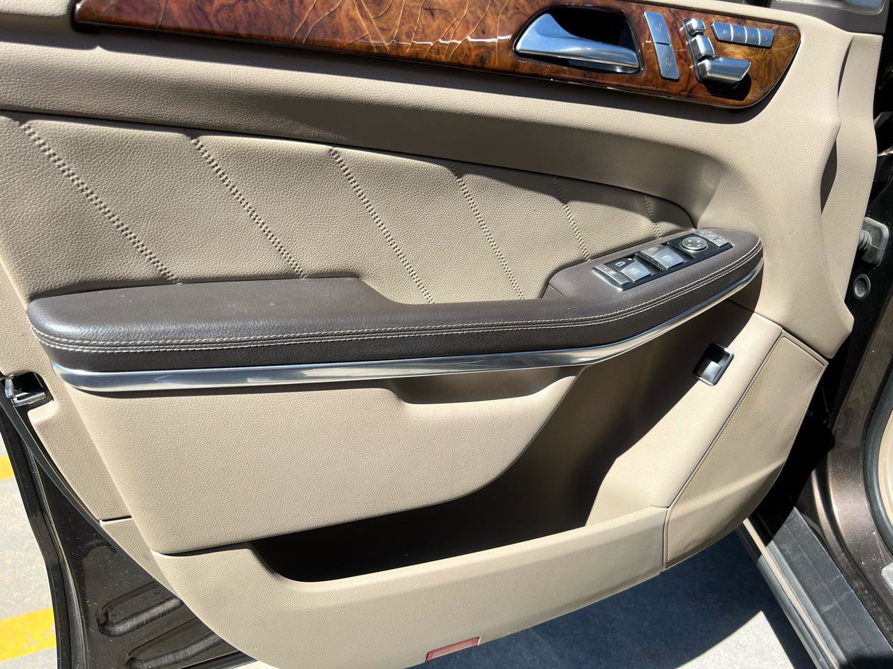 Used 2014 Mercedes-Benz GL 450 4MATIC image 18