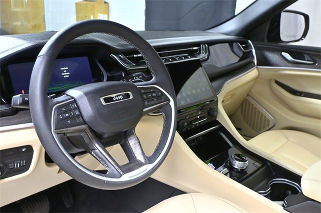 Used 2023 Jeep Grand Cherokee 4WD 4xe image 19