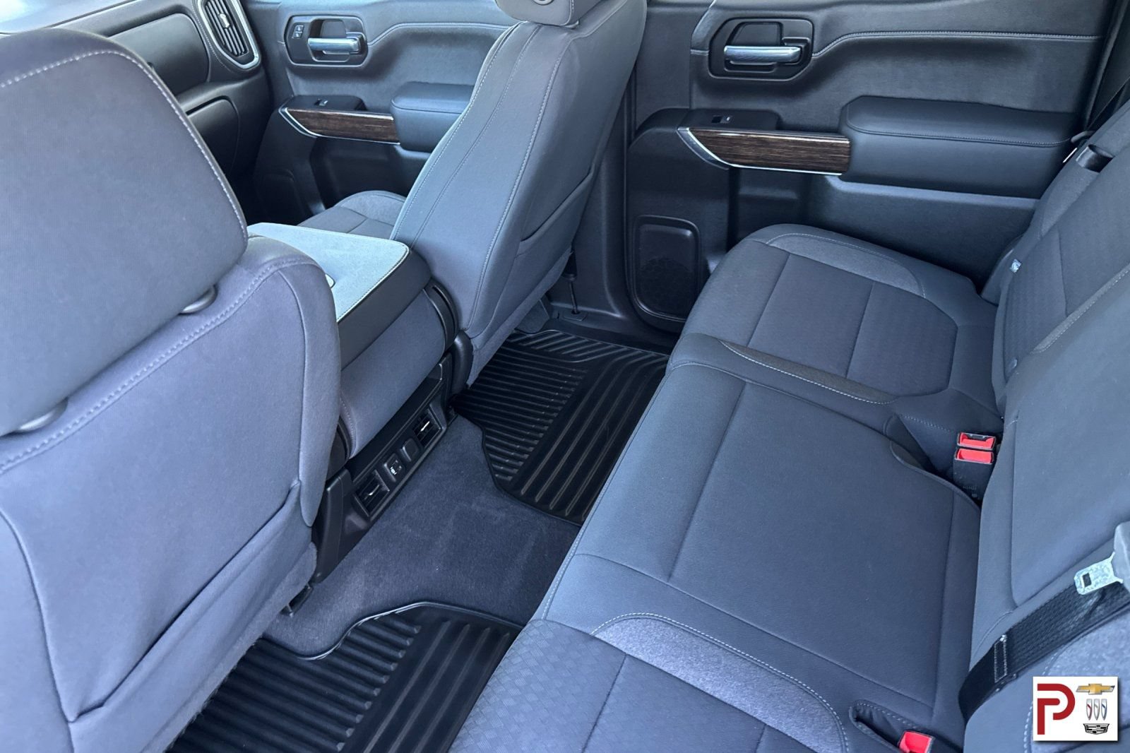 Certified 2020 GMC Sierra 1500 Elevation w/ Elevation Value Package AWD/4WD image 13