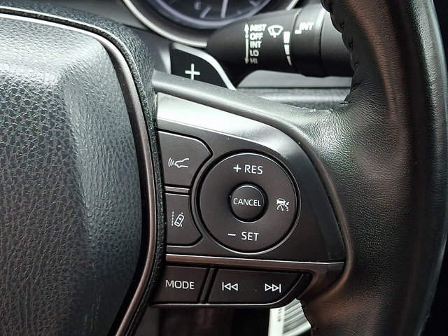 Used 2022 Toyota Camry SE w/ Carpet Mat Package (TMS) FWD image 21