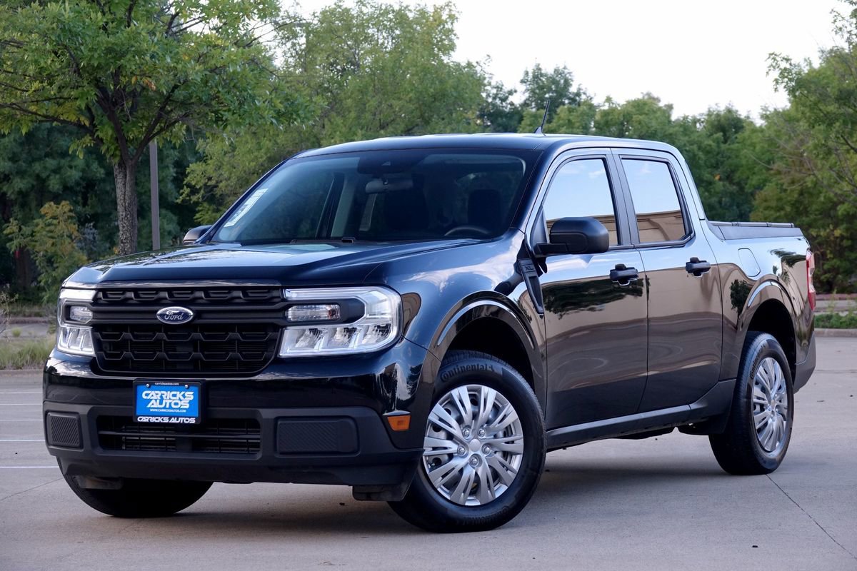Used 2022 Ford Maverick XL image 2