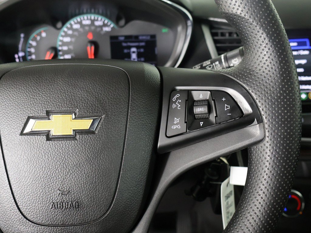 Used 2021 Chevrolet Trax LS image 37