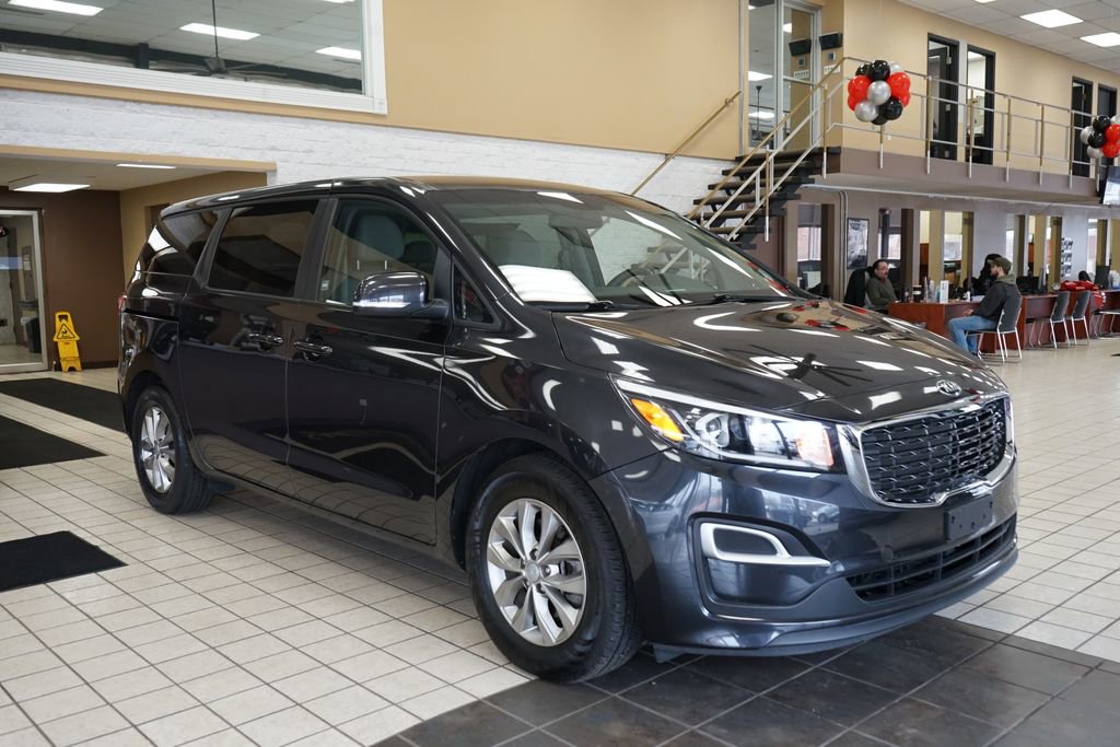 Used 2021 Kia Sedona LX image 19
